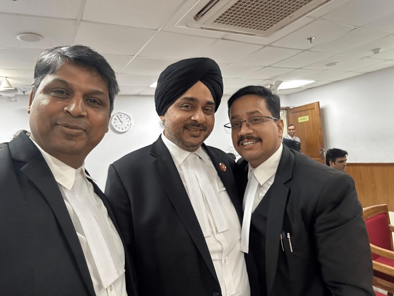 Advocates at Courtroom